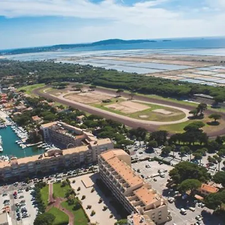 Appartement Climatise Avec Terrasses Et Vue Port, Proche Plages A - Fr-1-335-191 Hyères