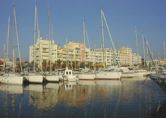 Climatise Avec Terrasses Et Vue Port, Proche Plages A - Fr-1-335-191 *