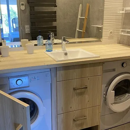 Climatise Avec Terrasses Et Vue Port, Proche Plages A - Fr-1-335-191 *